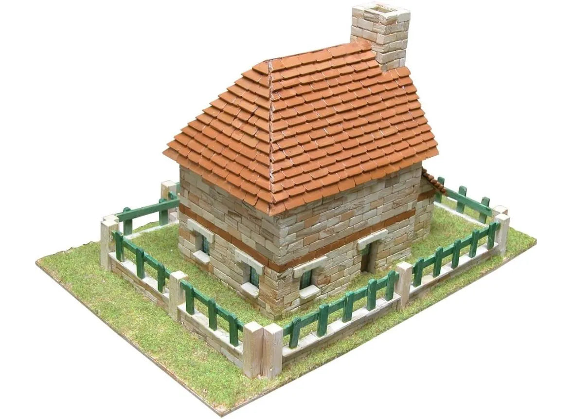 Heritage Cottage Ceramic Craft Set